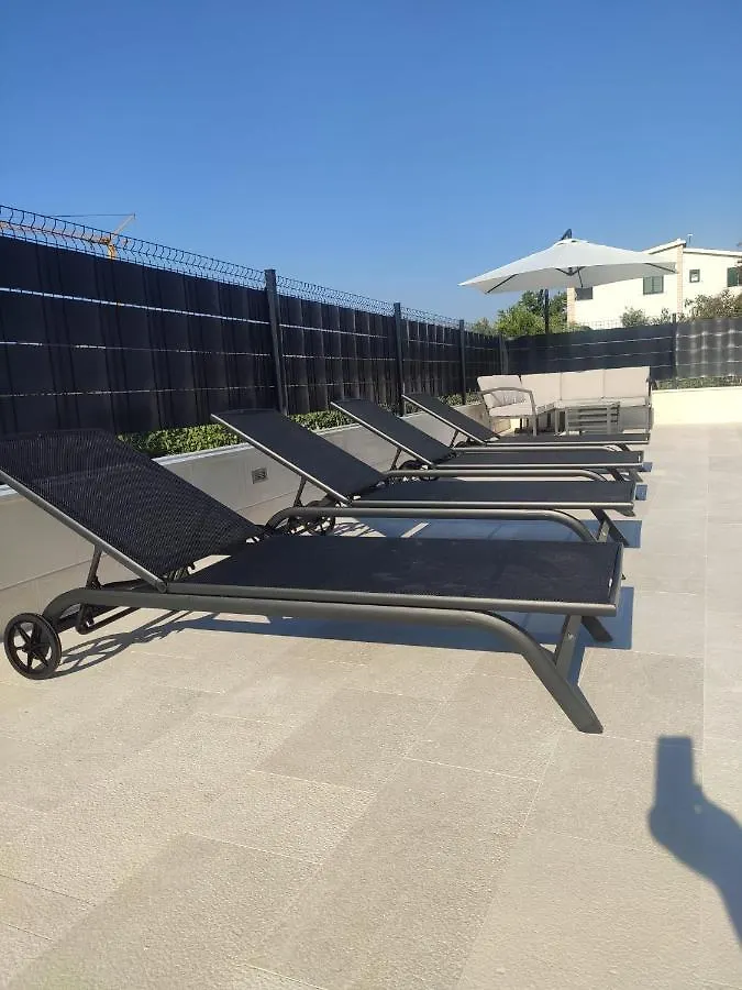 Apartmani Beran Seget Vranjica Croatia