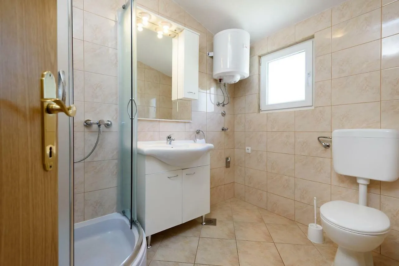 Apartmani Beran Seget Vranjica 0*,  Croatia