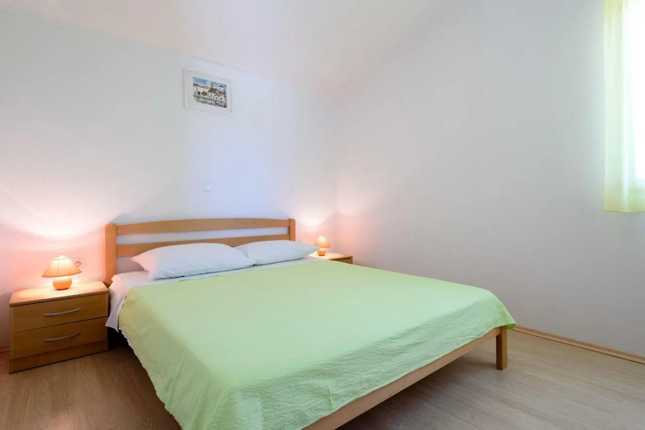 Apartmani Beran Seget Vranjica Apartment