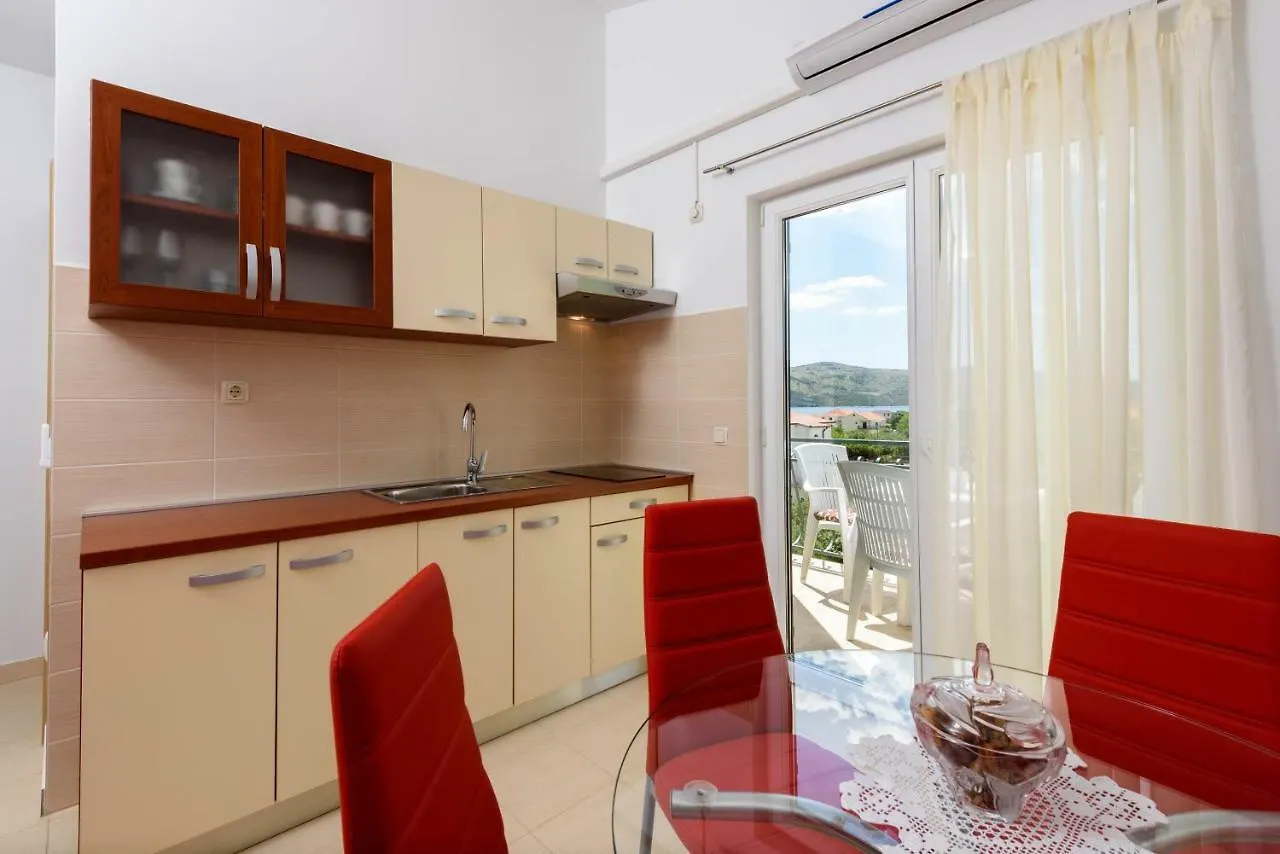 Apartmani Beran Seget Vranjica Apartment