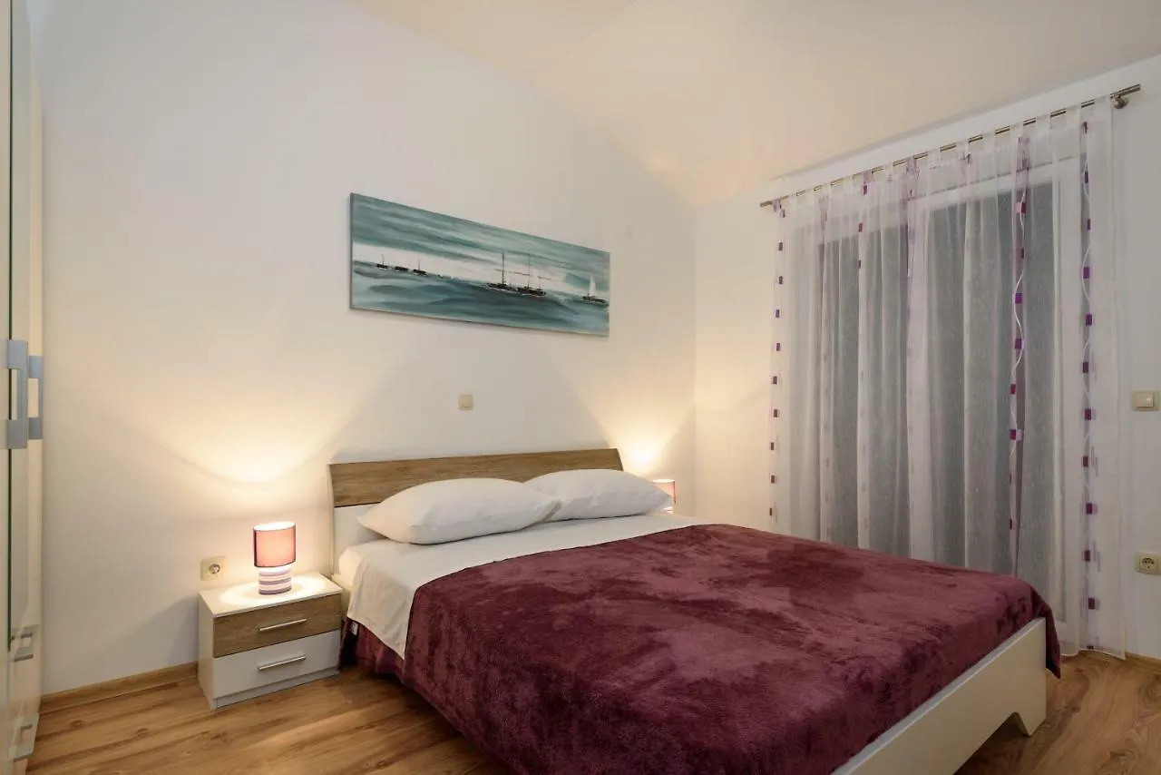 Apartmani Beran Seget Vranjica
