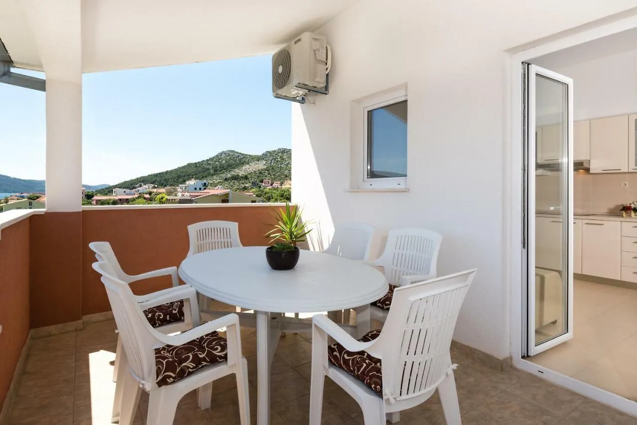 Apartmani Beran Seget Vranjica Apartment